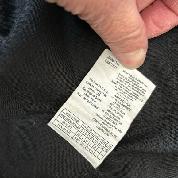 Ripcurl waterfall jacket. Size medium. Great condition. Aztec design on sleeves. - Picture 5 of 10